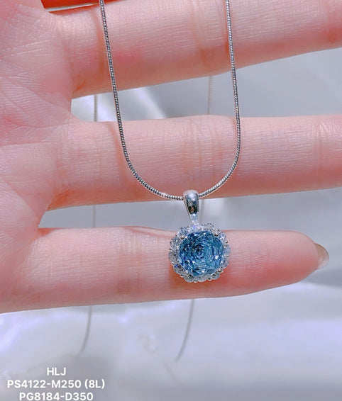 The Timeless Elegance of Necklaces: A Journey Through History and Style
