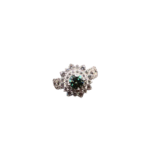 Emerald Bloom Moissanite Halo Ring – Regal Green Brilliance