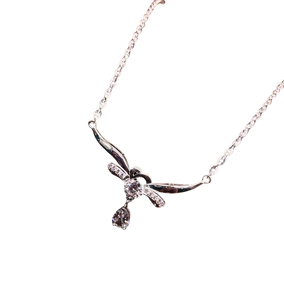 Swan Kiss CZ Pendant – Graceful Sparkle in Motion