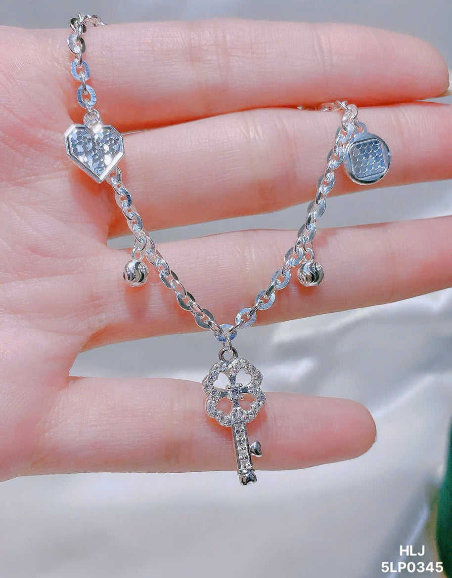HLJB001 Nova BlossomLuxe Bracelet – Platinum Statement Gift