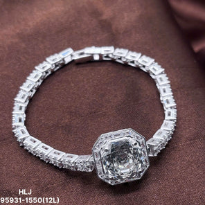 Crimson Octagon Halo Bracelet – Centerpiece Glow