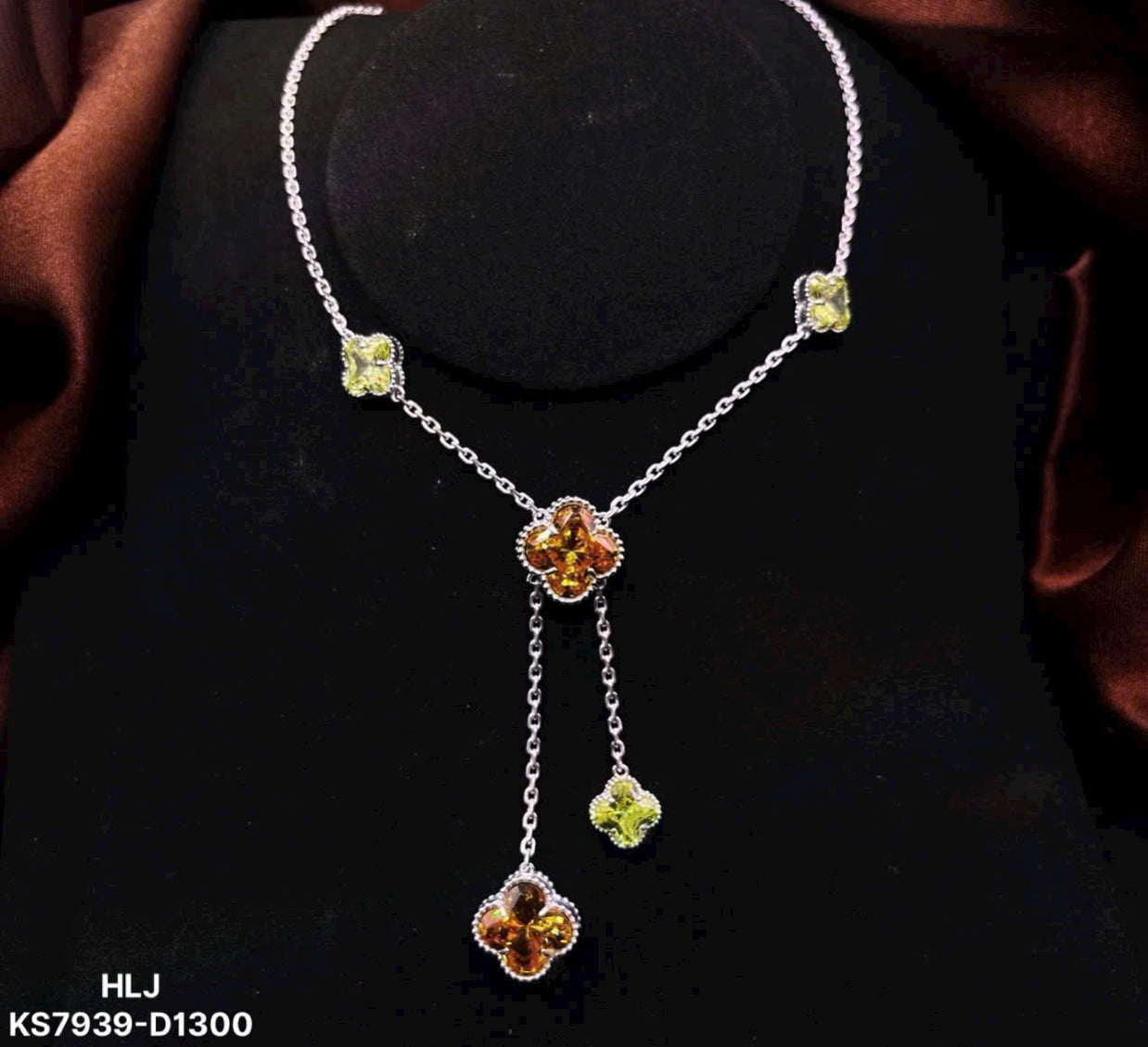 HLJN018 Lumia CloverCascade Necklace – Platinum Statement Gift