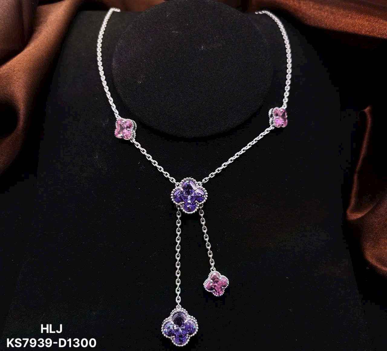 HLJN018 Lumia CloverCascade Necklace – Platinum Statement Gift
