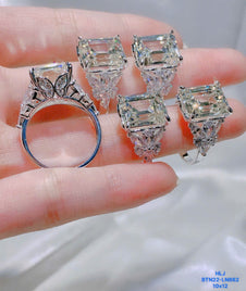 4,4CT Diamond Ring