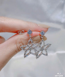4CT Diamond Earrings