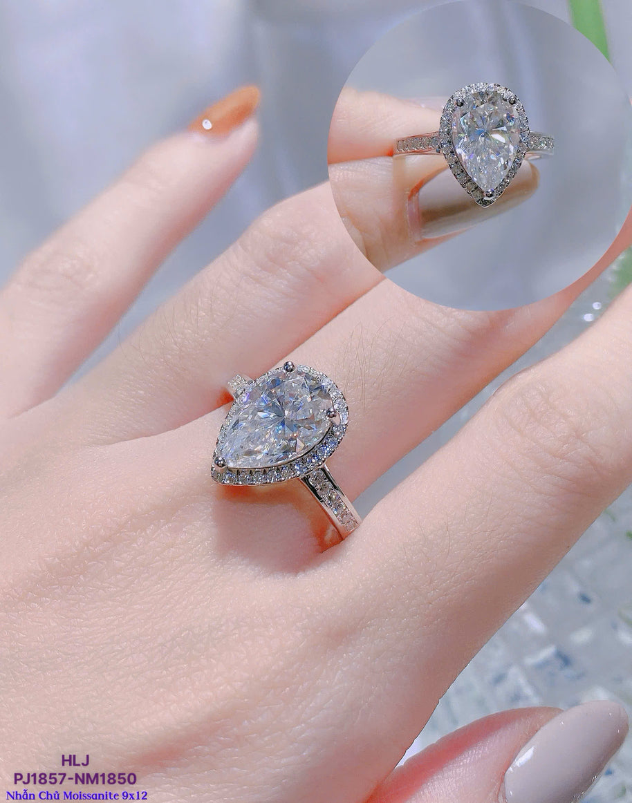 HLJR022 Aura CelesteDropLuxe Ring - Platinum Statement Gift