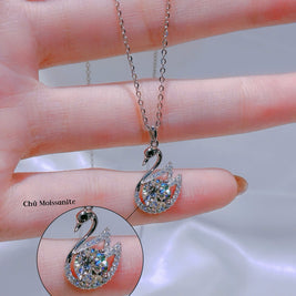SwanGrace Moissanite Pendant – Elegant Curve, Eternal Shine