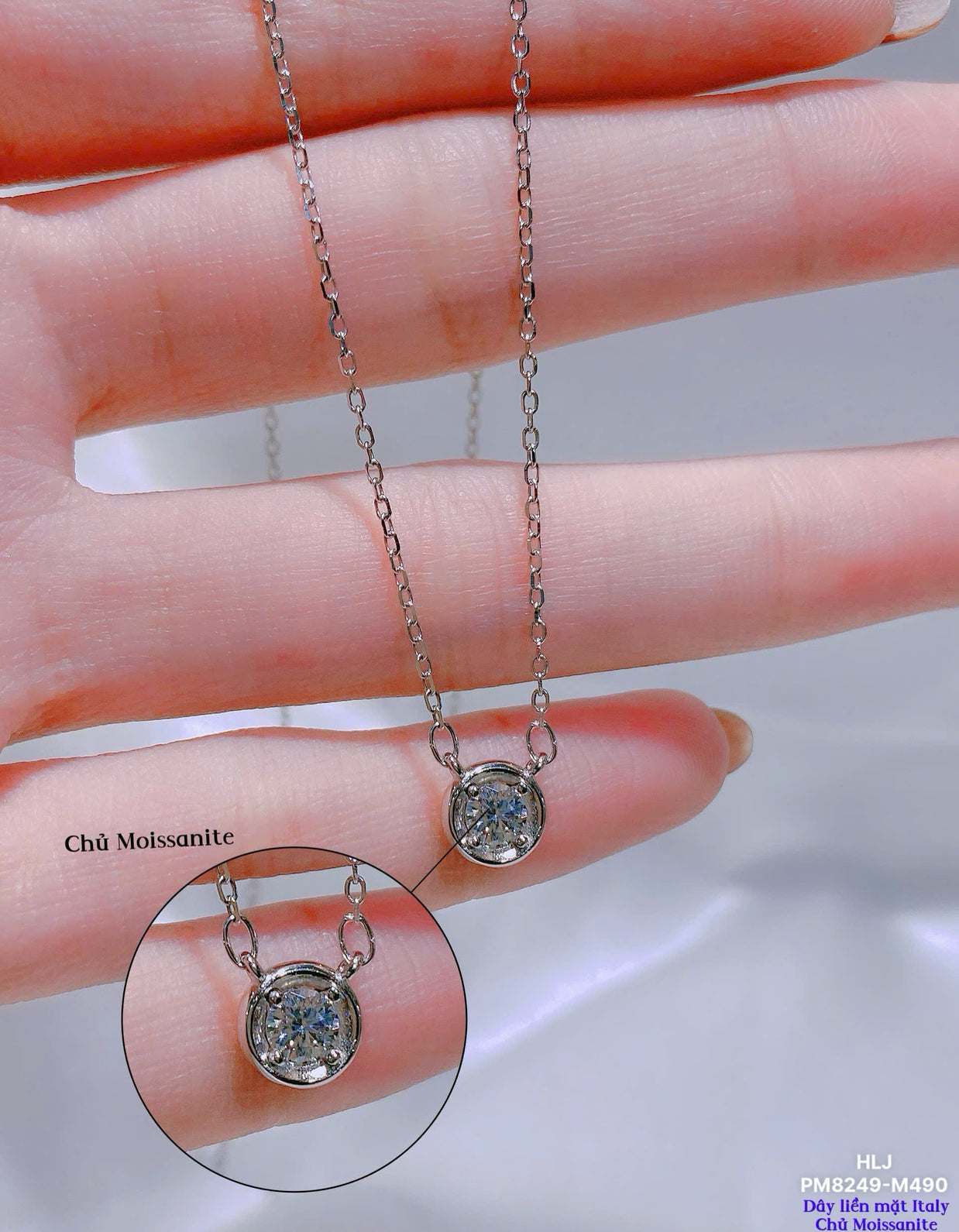 SwanGrace Moissanite Pendant – Elegant Curve, Eternal Shine