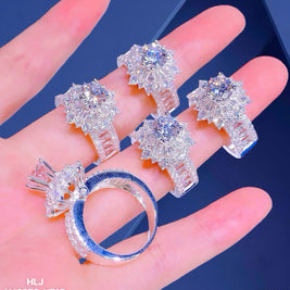 Aurora Bloom Moissanite Ring – Grand Halo Brilliance