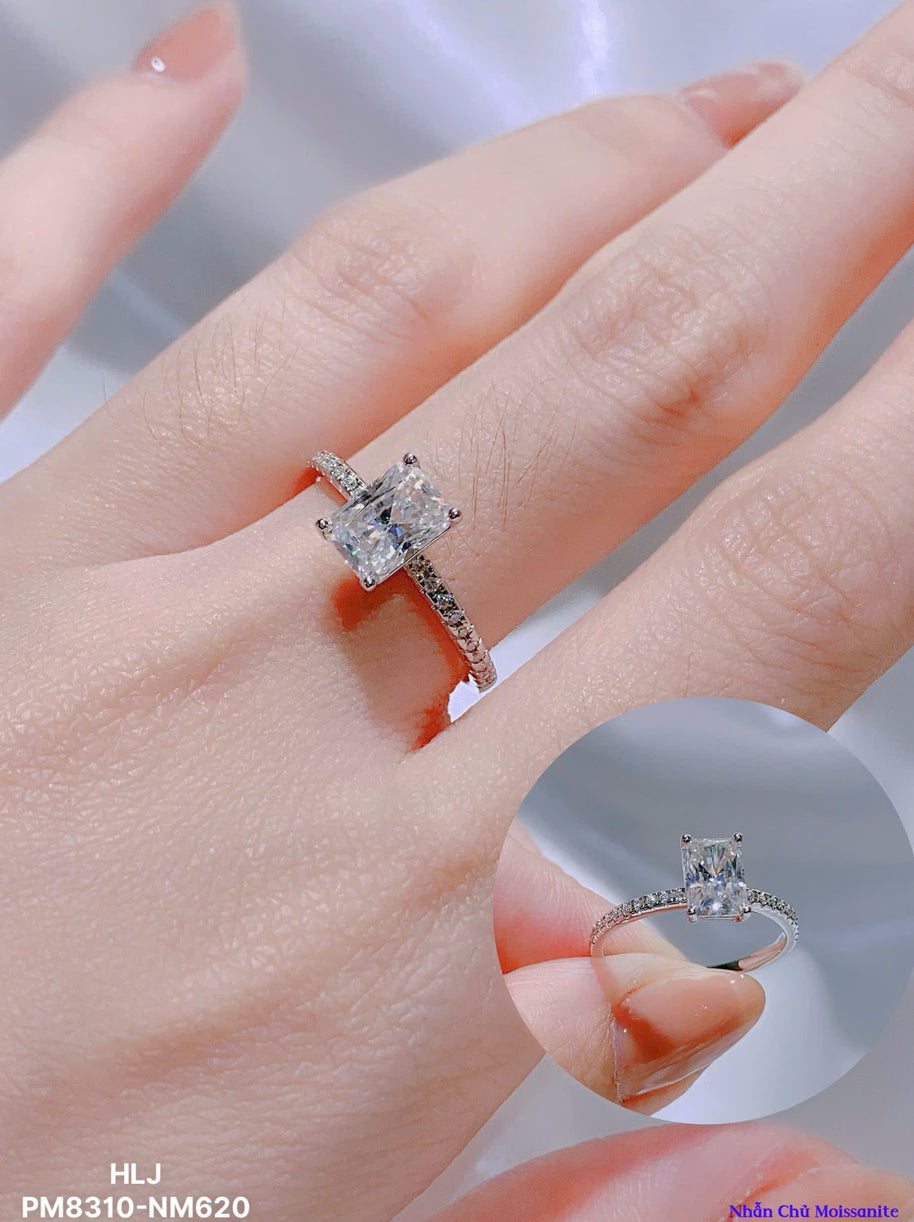 4CT Diamond Ring