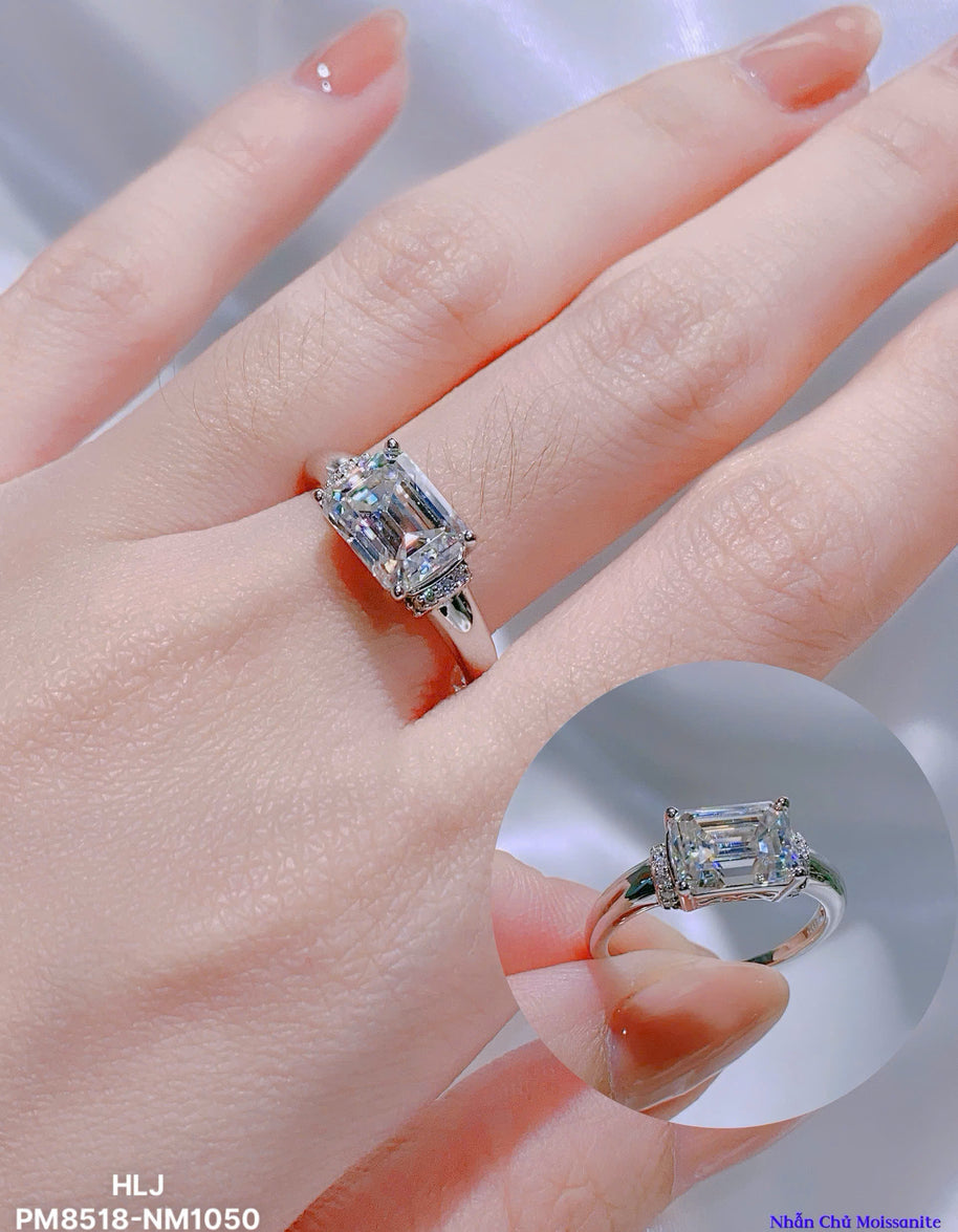 4CT Diamond Ring