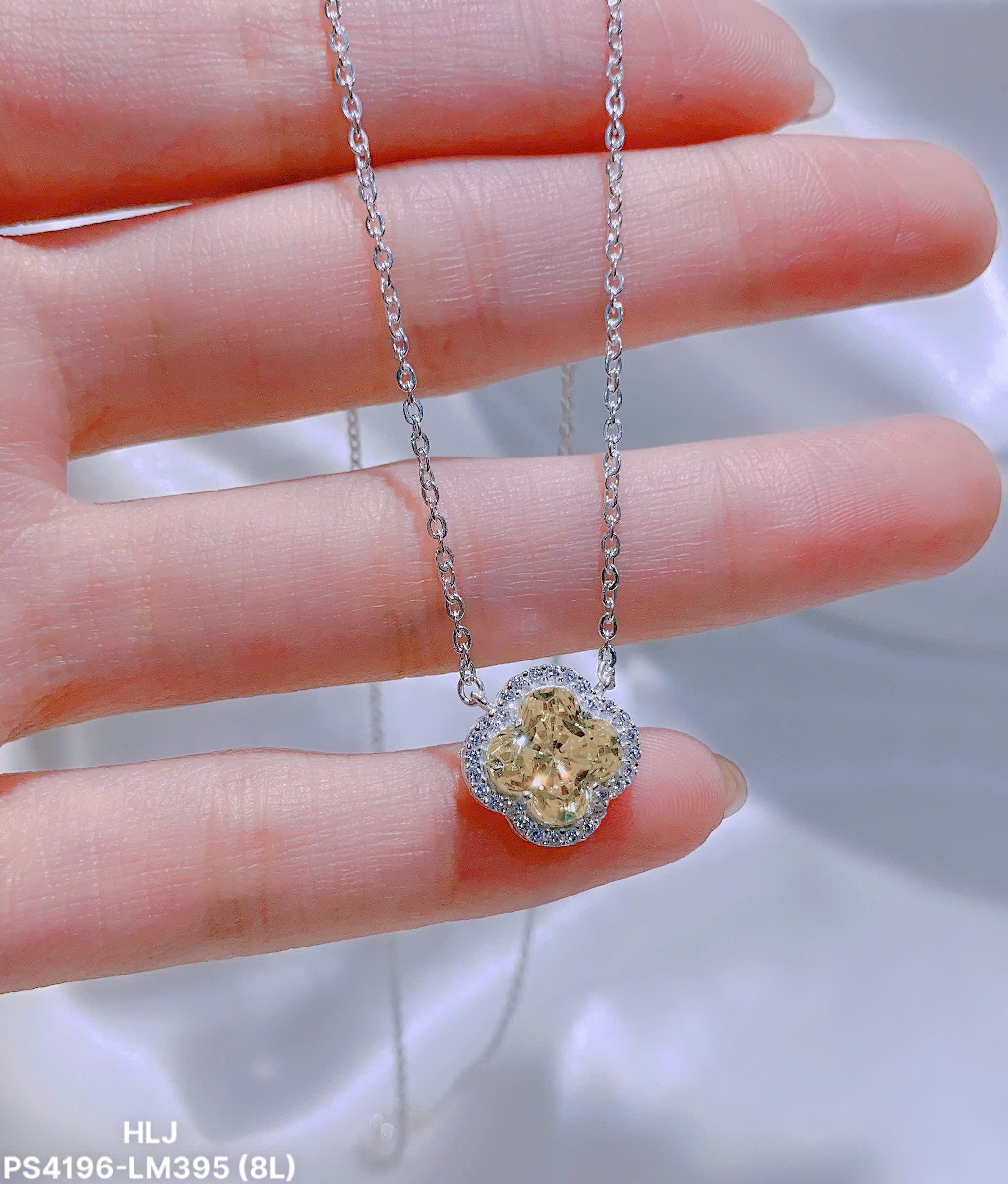 Emerald Clover CZ Pendant – Petite Brilliance