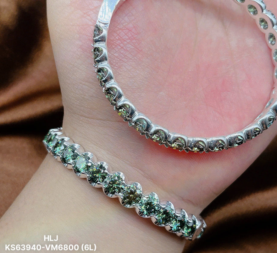 18CT Diamond Bracelet