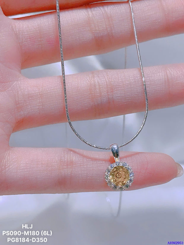 Aurora Whirl Pendant – Halo Radiance, Effortless Luxury
