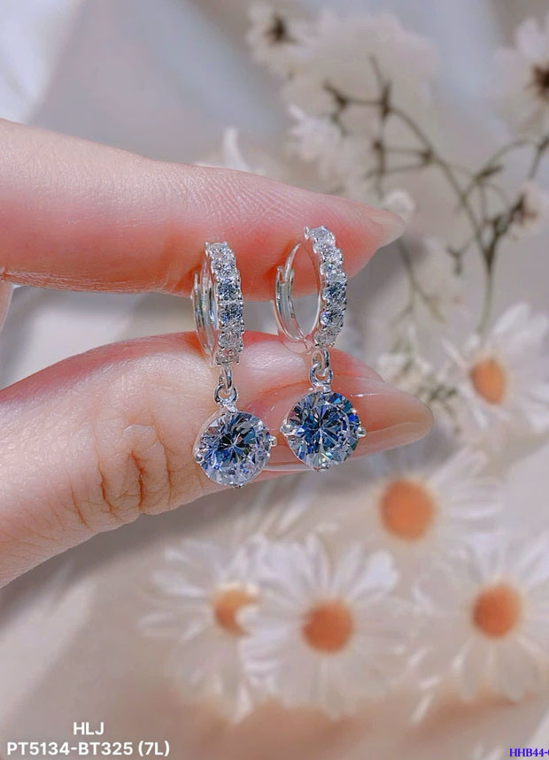 Blue Radiance Earring – Serenity in Sparkle