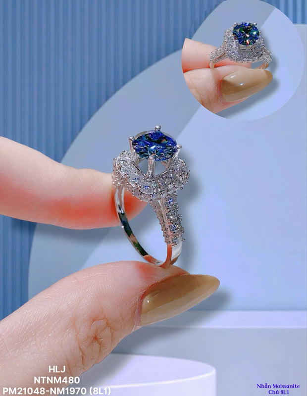 AuroraGlint Moissanite Ring – Modern Radiance