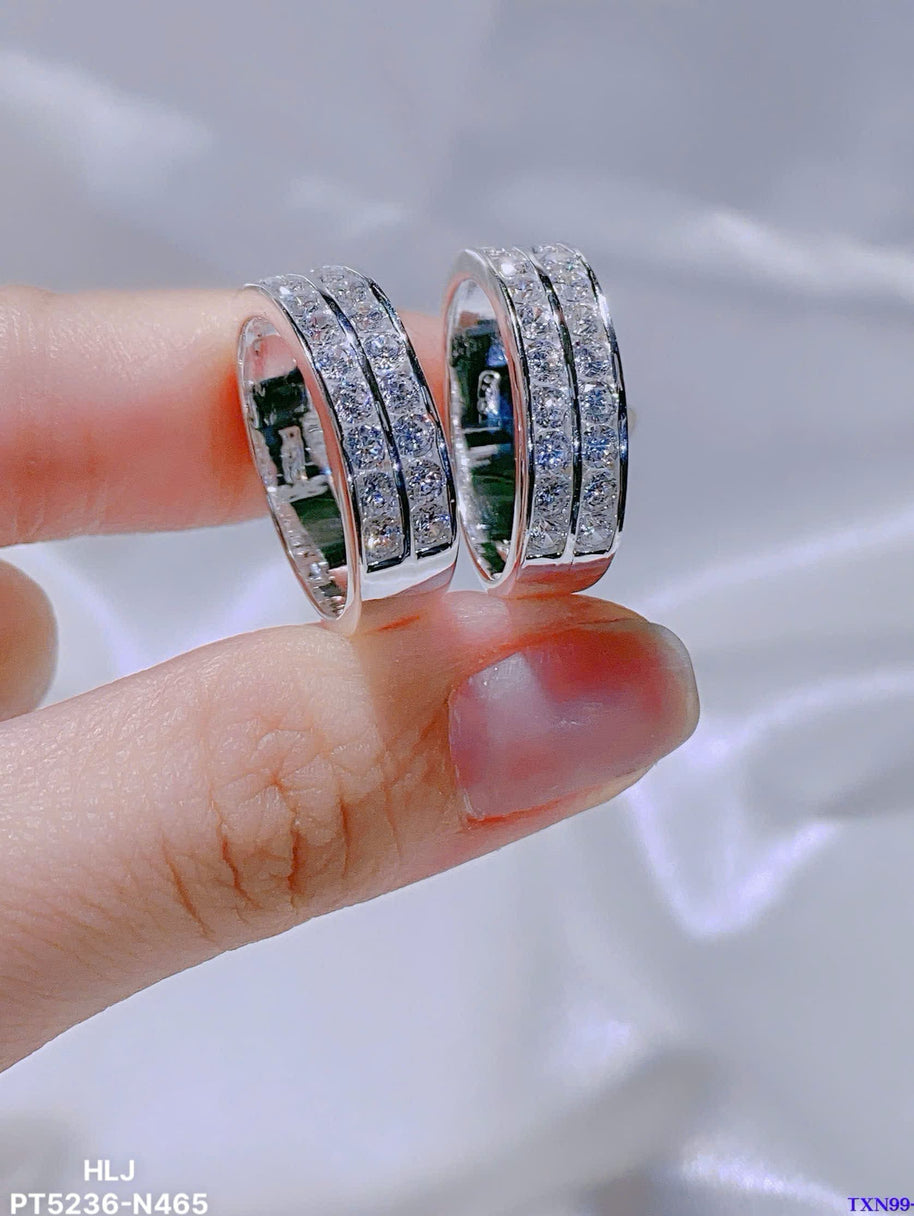 HexaCrown CZ Moissanite Ring – Architectural Sparkle